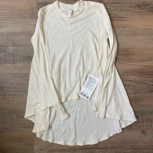 Lululemon Dare to Drape long sleeve